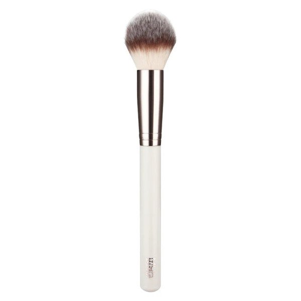 MUA MAKEUP ACADEMY : MUA FINISHING BRUSH WITH HOLO BOX