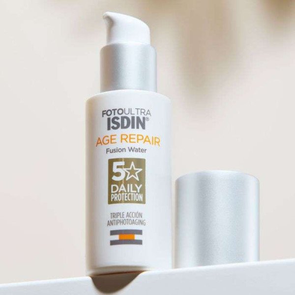 ISDIN - FOTO ULTRA AGE REPAIR FUSION WATER SPF 50 — ISDIN (50 ml)
