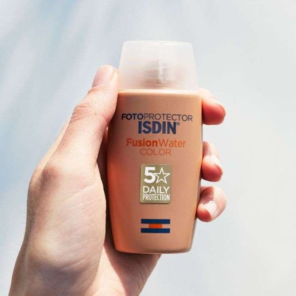 ISDIN - FOTOPROTECTOR FUSION WATER COLOR MEDIUM SPF 50 — ISDIN (50 ml)